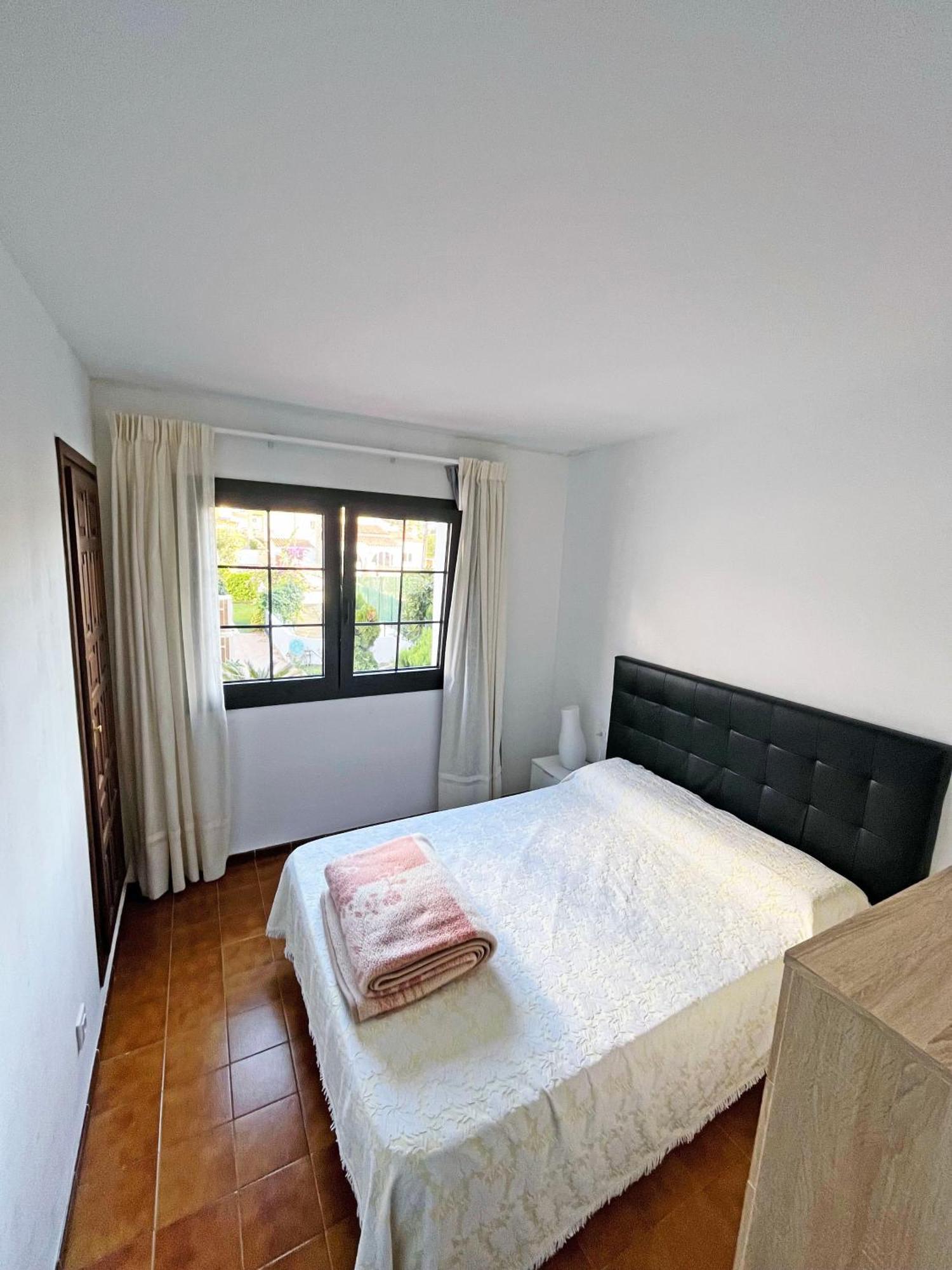 Apartamento En La Escala Con Piscina Y Parking L' Escala Buitenkant foto